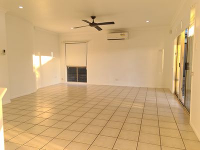 53 Coventry Circuit, Carindale
