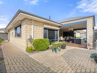 10 Grandis Drive, Baldivis