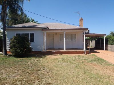 42 Baird Street, Dubbo