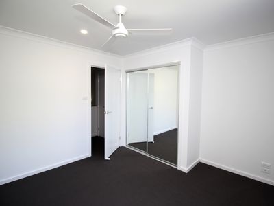 8 Red Gum Road, Albion Park