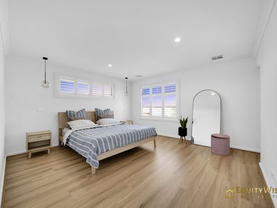 5 Palette Street, Mambourin