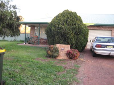 2A Lyons Place, Dubbo
