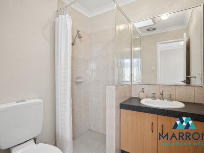12 Bindoo Rise, Woodvale
