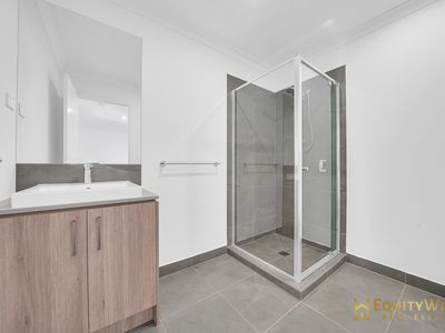20 Timetable Street, Mambourin