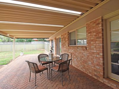 17 Poidevin Place, Dubbo
