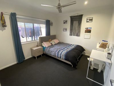8 Dingle Close, Kingaroy