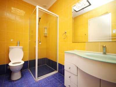 8 / 519 Burwood Road, Belmore