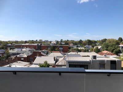 302 / 7 White Street, Windsor