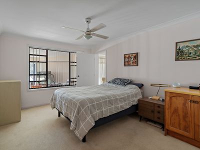 5 Surfers Avenue, Narrawallee