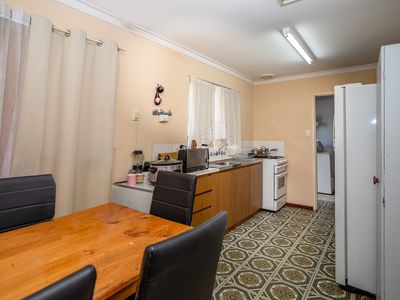 1 Deerness Way, Armadale