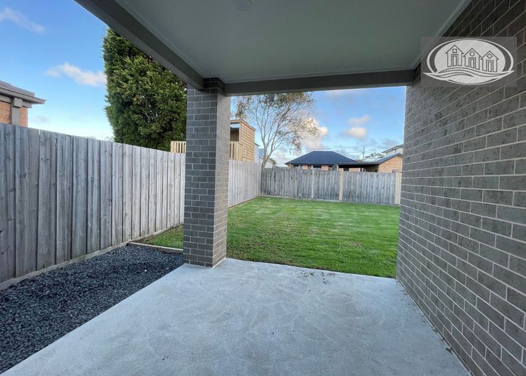 77 Patrick Street, Portland
