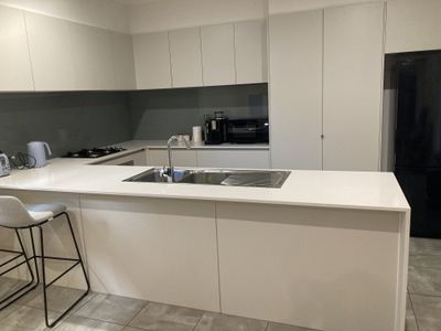 284A High Street, Belmont