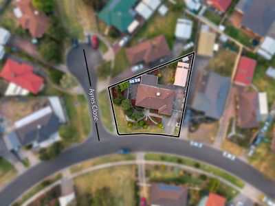 6 Ayres Close, Cranbourne North
