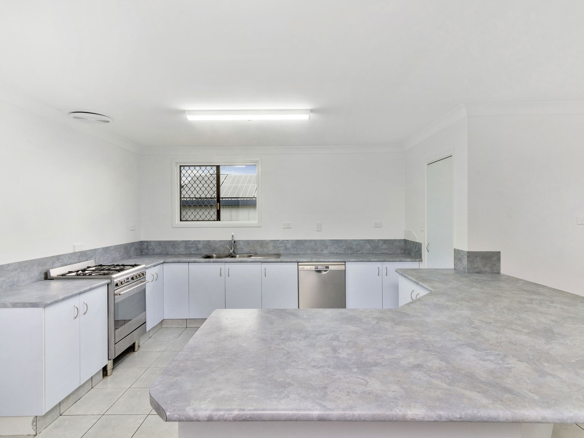 50 Sunset Boulevard, Tweed Heads West