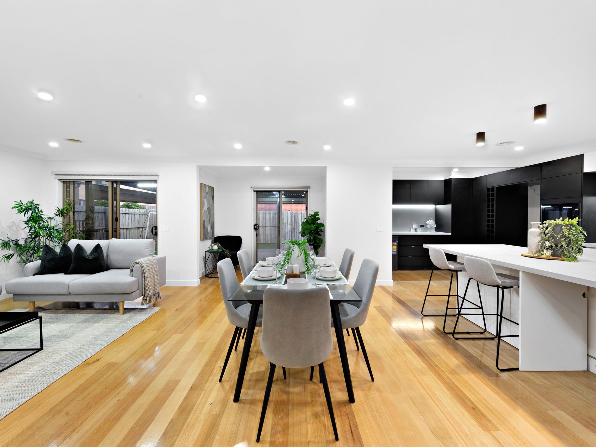 8 Pinnacle Way, Fraser Rise