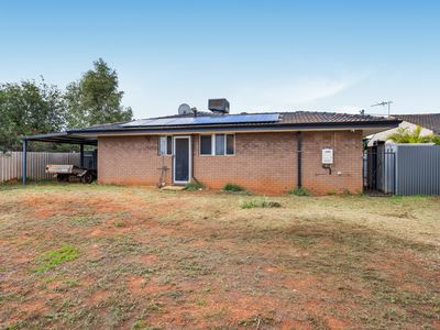 20 Talmalmo Place, South Kalgoorlie