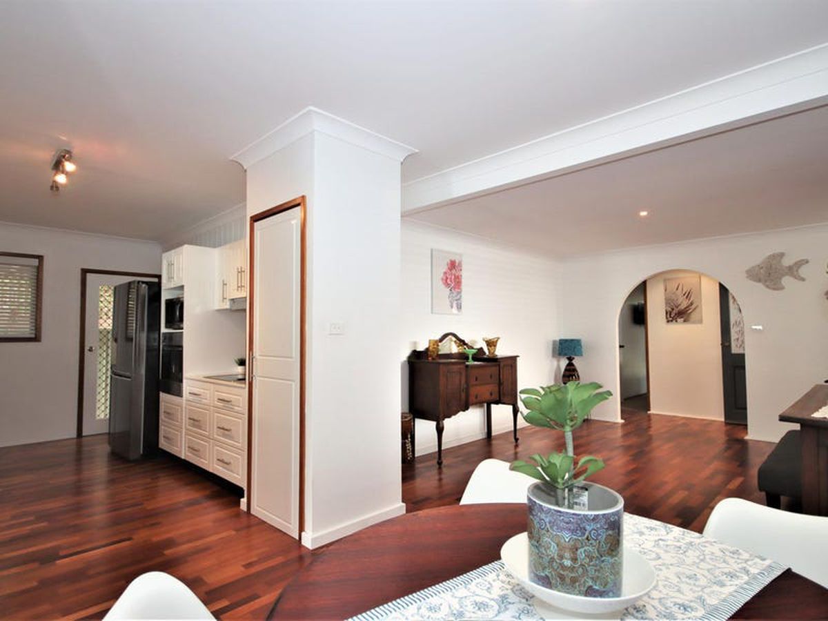 98 Clemenceau Crescent, Tanilba Bay, Tanilba Bay - Thumbnail 4