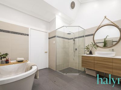 46 Kalamunda Road, Kalamunda