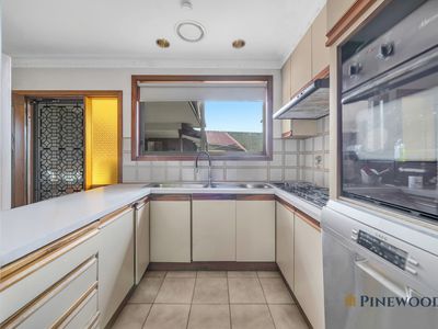 8 Severn Street, Epping