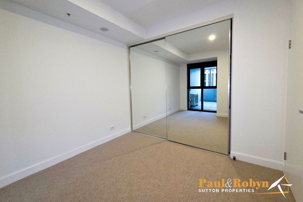 612 / 70 Allara Street, Canberra