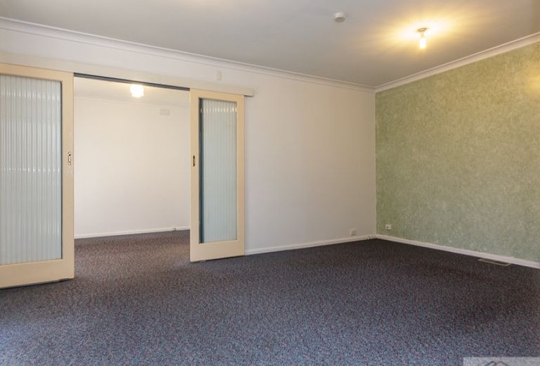 60 Marianne Way, Mount Waverley