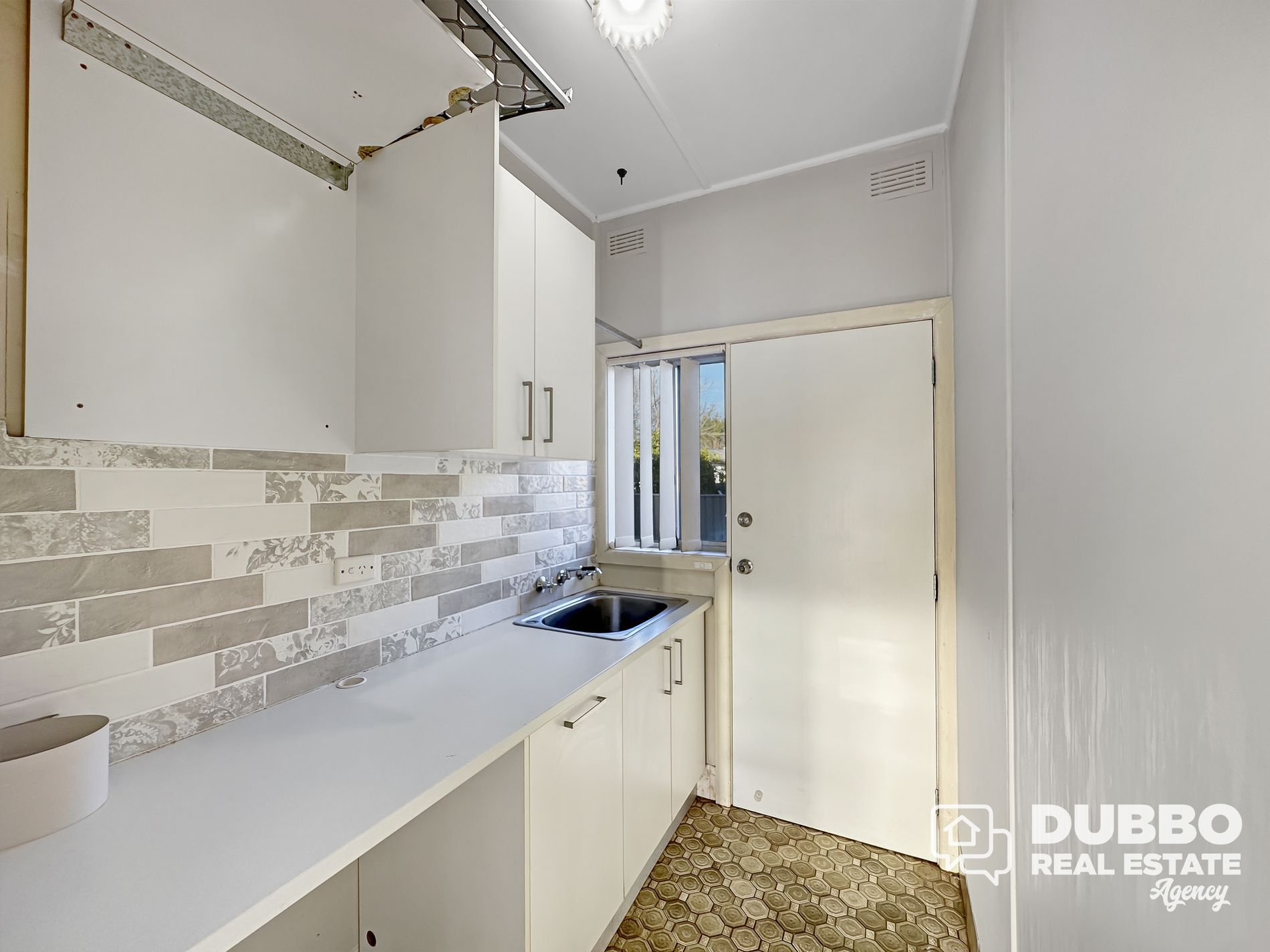 72 Young Street, Dubbo