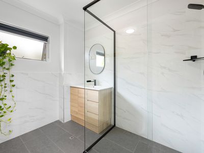 5 / 53 Seventh Avenue, Kedron