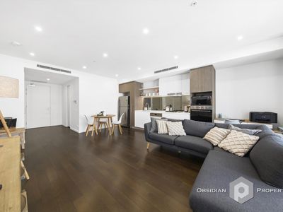 806B / 2 Muller Lane, Mascot