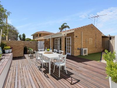 4 / 244 The Strand, Dianella