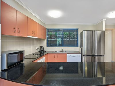 2 / 16 Ray Street, Yorkeys Knob