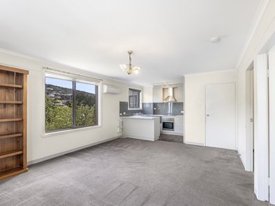 15 / 8 Allison Street, West Hobart