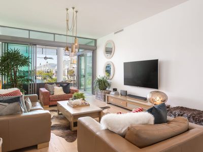 7104 / 2 Ephraim Island Parade, Paradise Point