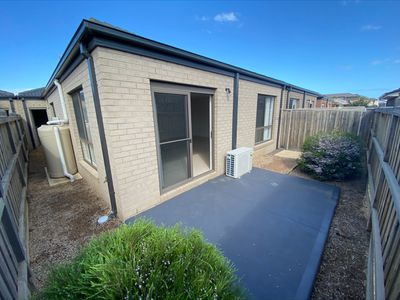 5 Bondi Parade, Point Cook