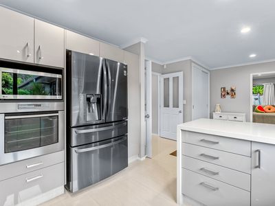 13 Samuels Lane, Albany