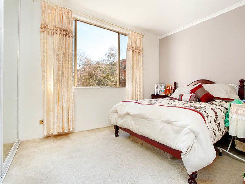 126 / 1 Riverpark Dr, Liverpool