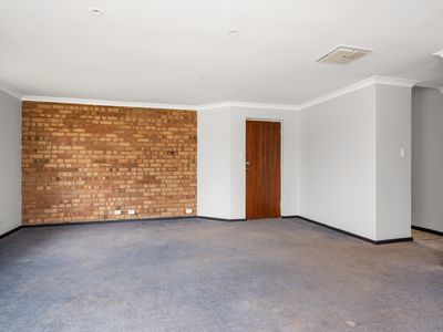 2A Kirwan Court, Hannans