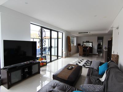 1 / 14 Wharf Street, Tuncurry