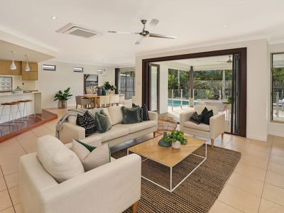 7 Bonaire Court, Kawana Island