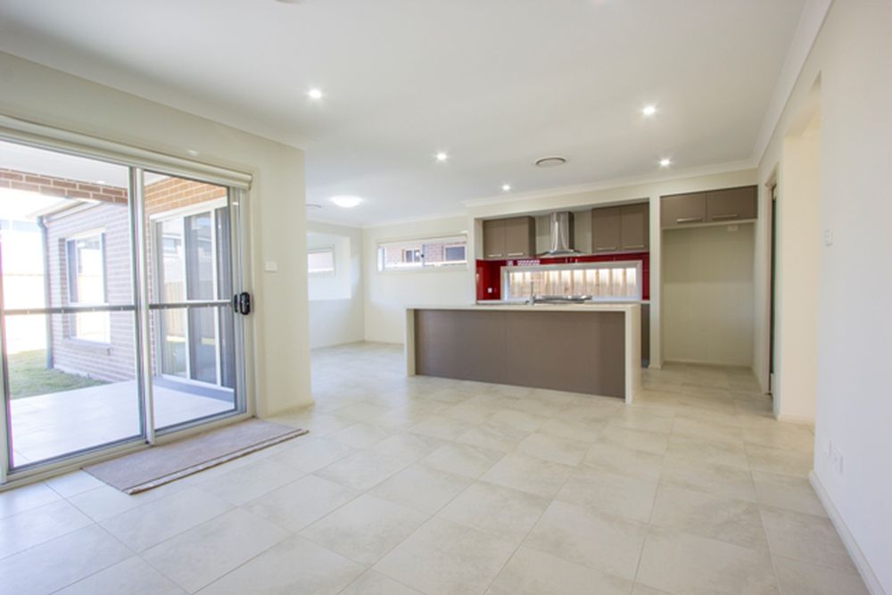 77 Travers Street, Moorebank