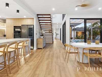 2566 Cressbrook Drive, Hope Island