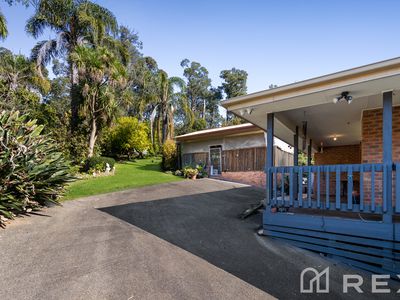 12 Basin-Olinda Road, The Basin