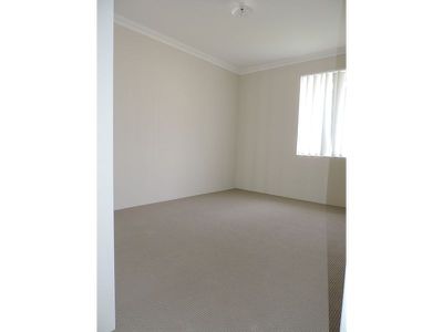 8 Kanooka Approach, Baldivis