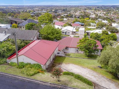 33 Lake Terrace West, Mount Gambier