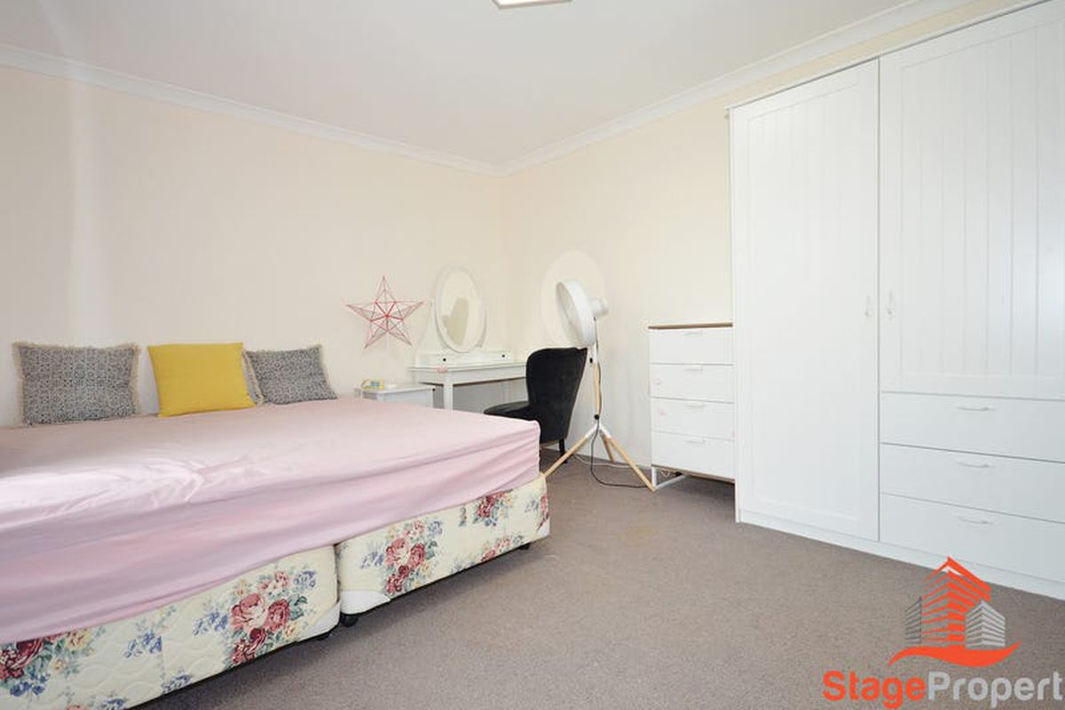49 Balaka Way, Queens Park
