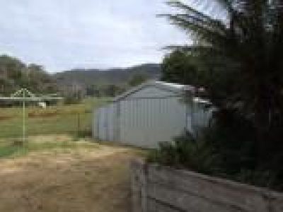 90 St Bernard Drive, Tawonga South
