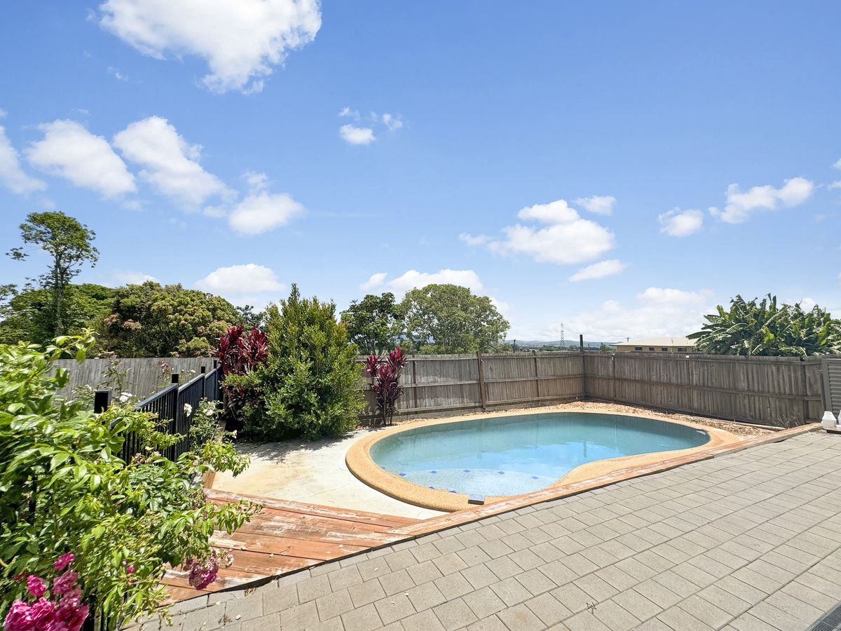14 Storer Street, Atherton