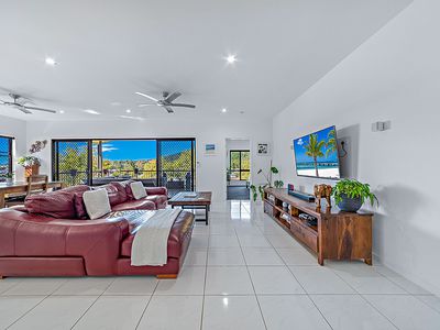 3 Scenic Ridge Drive, Cannonvale