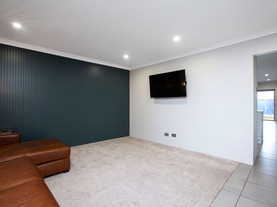 32 Arrowsmith Drive, Dalyellup