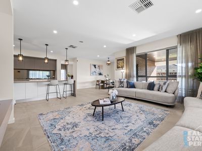 7 Walden Court, Cranbourne North