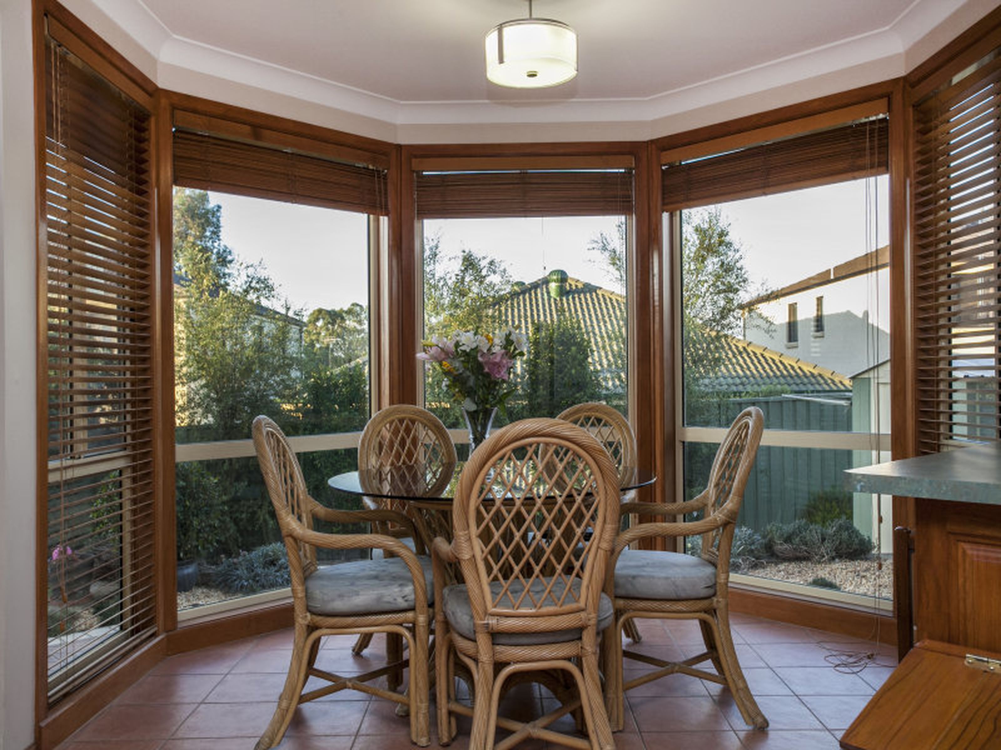 162 Ridgetop Drive, GLENMORE PARK